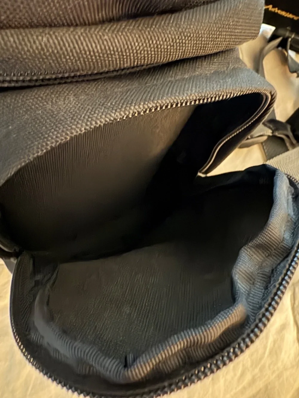 *FIRM PRICE* Tamrac Adventure 8 Camera Backpack Bag Padded